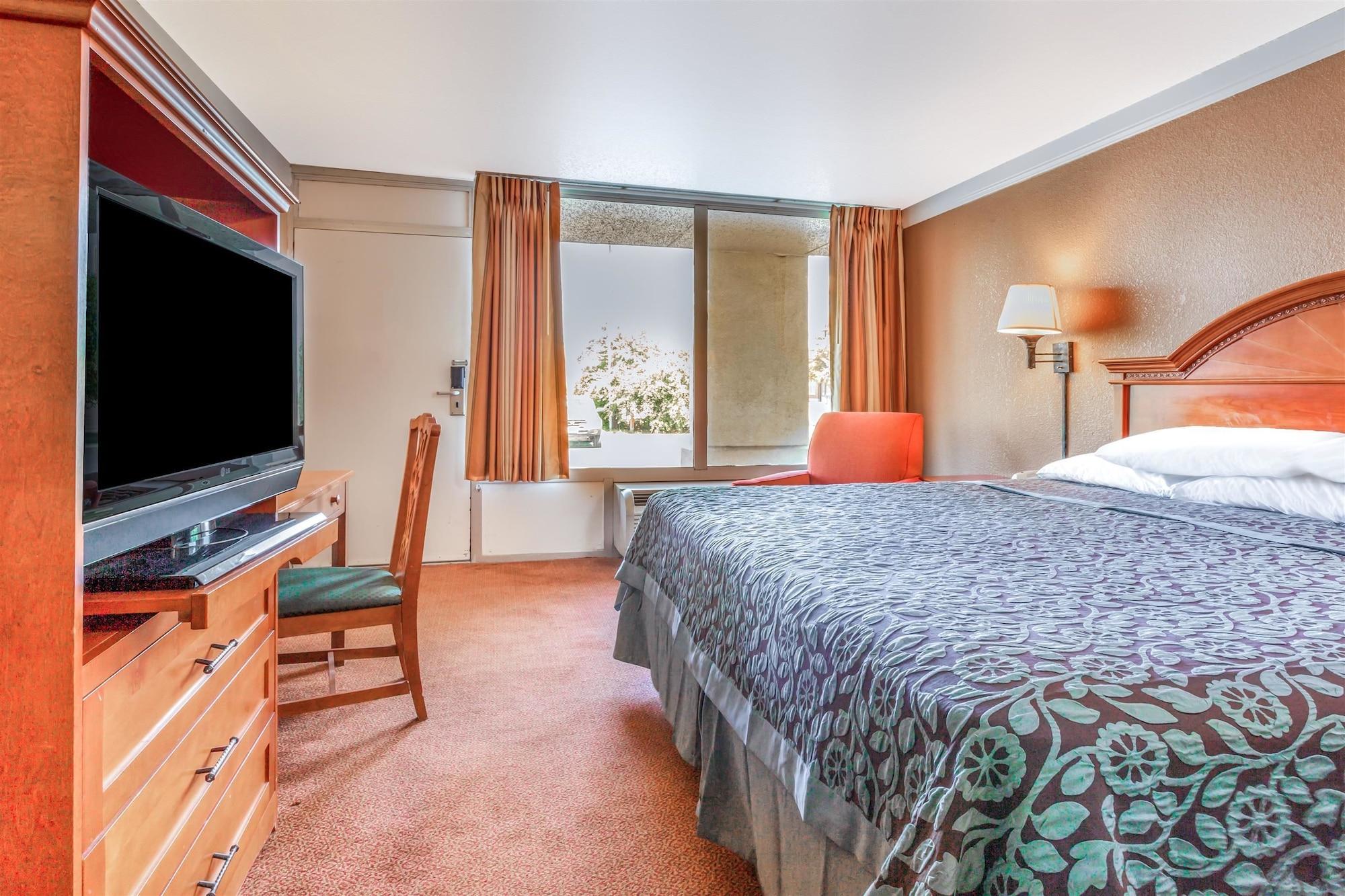 Days Inn By Wyndham Hillsboro Tx Екстериор снимка