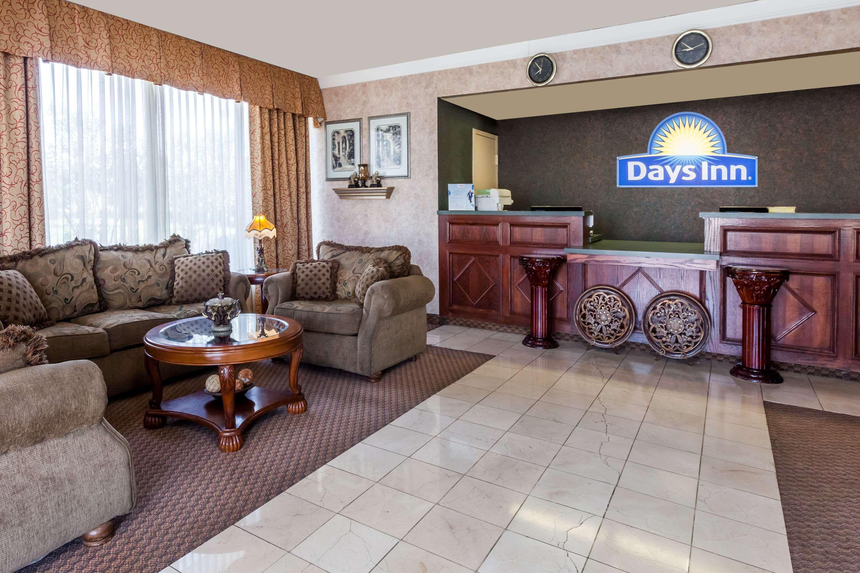 Days Inn By Wyndham Hillsboro Tx Екстериор снимка