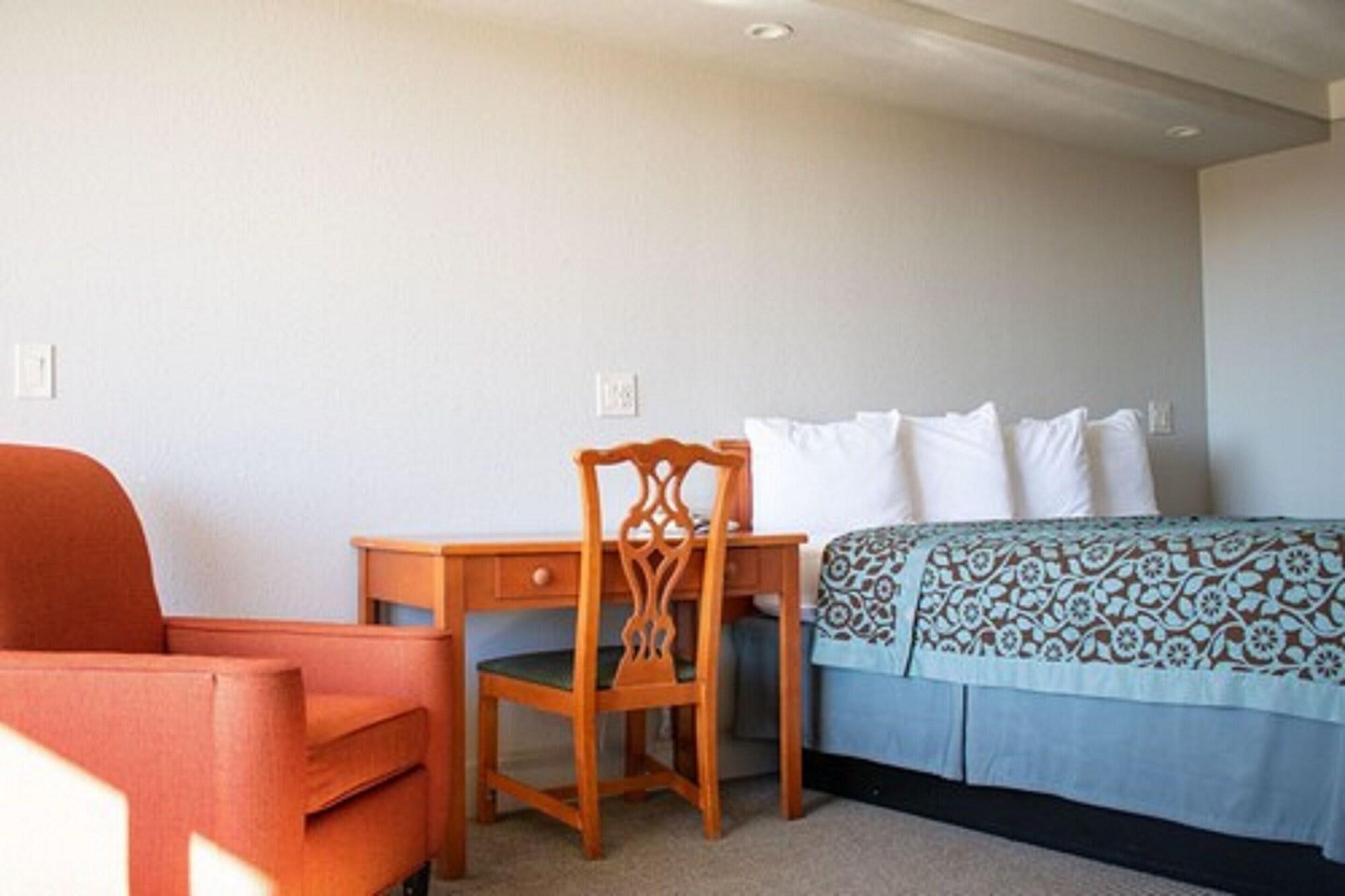 Days Inn By Wyndham Hillsboro Tx Екстериор снимка