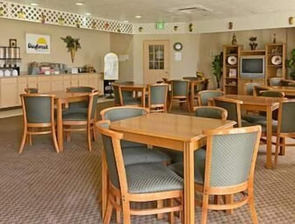Days Inn By Wyndham Hillsboro Tx Екстериор снимка